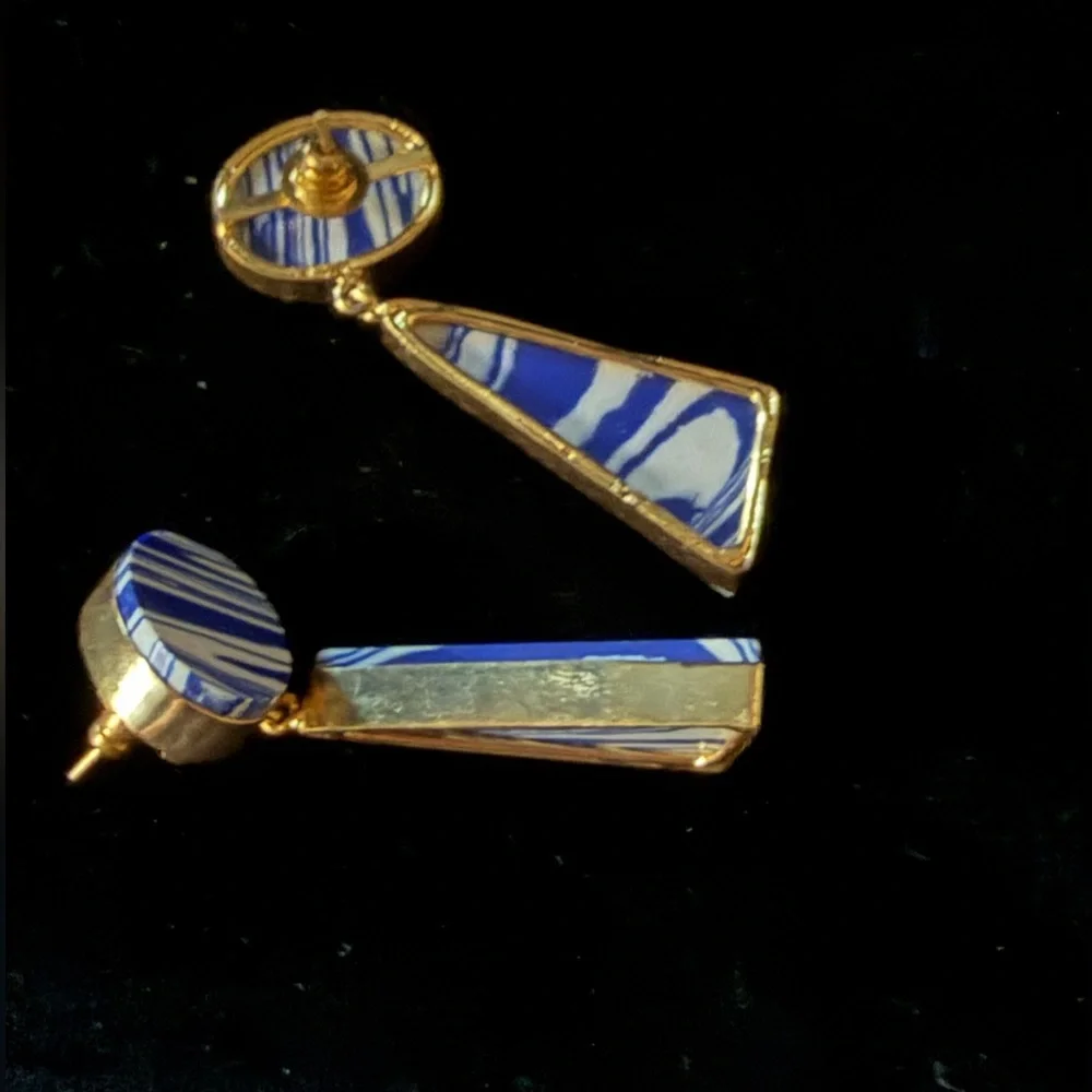 Blue and White Patterned Triangle Gold Border Dangling Statement Post Earrings - Picture 16 of 16